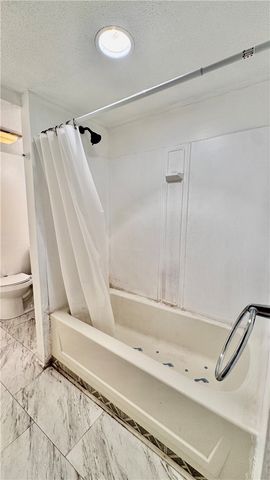 4 Howe St, Union Twp, PA 15038