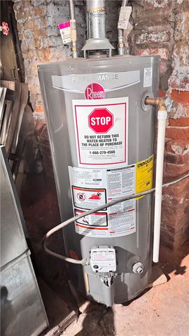 4 Howe St, Union Twp, PA 15038