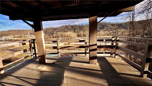 4 Howe St, Union Twp, PA 15038