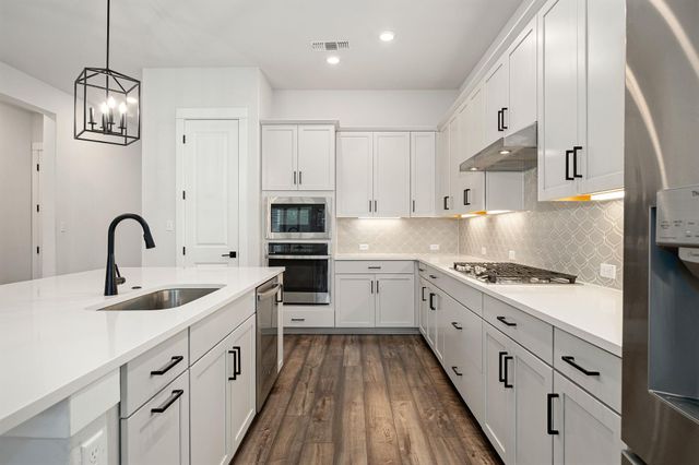 196 Moonlit Stream PASS, Dripping Springs, TX 78620