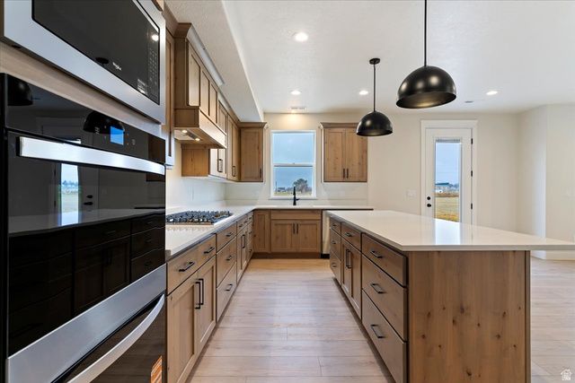 4260 W 350 S, West Point, UT 84015