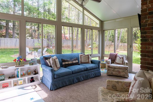 117 Brandon Road, Hendersonville, NC 28739