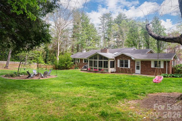 117 Brandon Road, Hendersonville, NC 28739