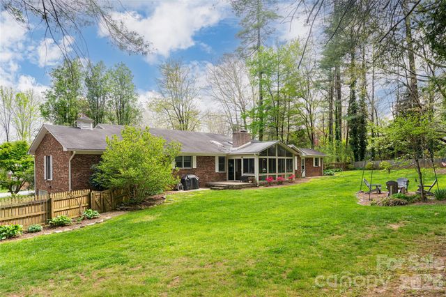 117 Brandon Road, Hendersonville, NC 28739