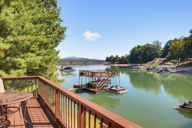 406 Arrowood Pointe, Blairsville, GA 30512