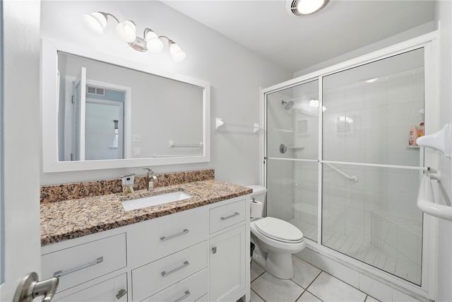 10437 52ND AVENUE N, St Petersburg, FL 33708