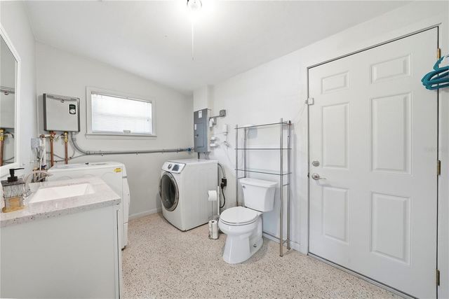 10437 52ND AVENUE N, St Petersburg, FL 33708