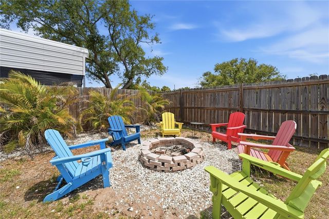 10437 52ND AVENUE N, St Petersburg, FL 33708