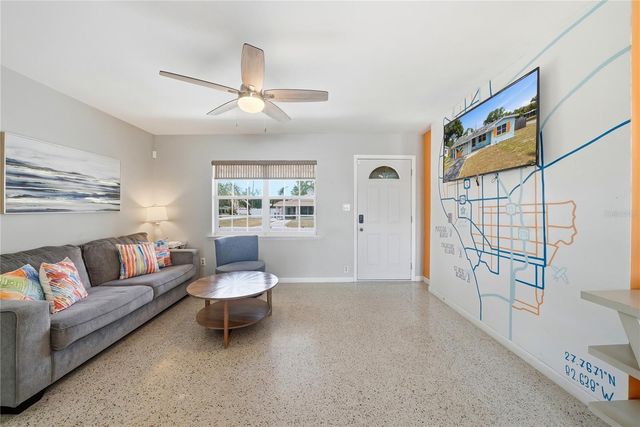 10437 52ND AVENUE N, St Petersburg, FL 33708