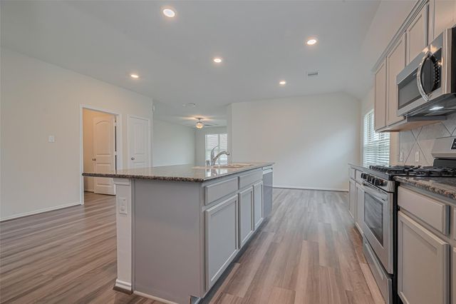 3519 Dancing Daisy Lane, Richmond, TX 77406