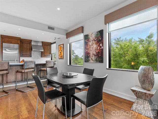 60 N Market Street 217, Asheville, NC 28801