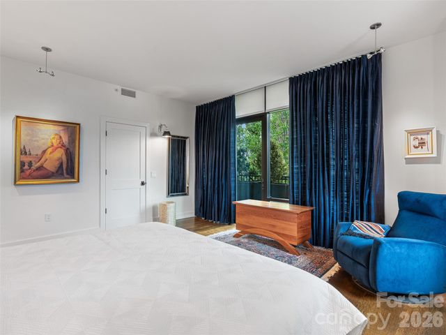 60 N Market Street 217, Asheville, NC 28801