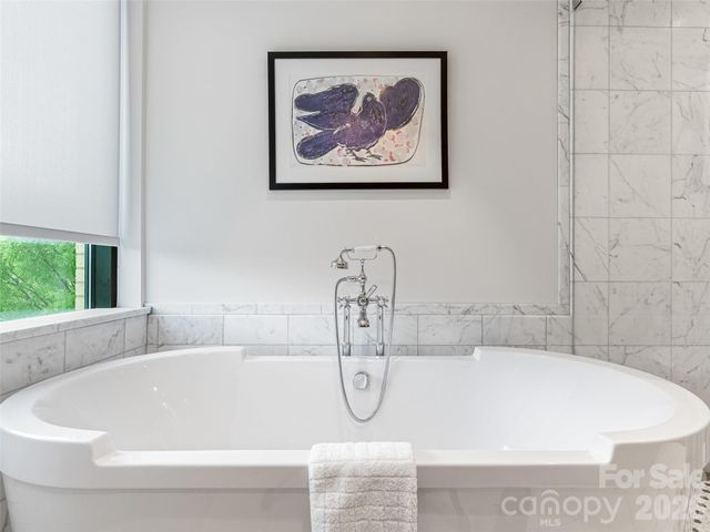 60 N Market Street 217, Asheville, NC 28801