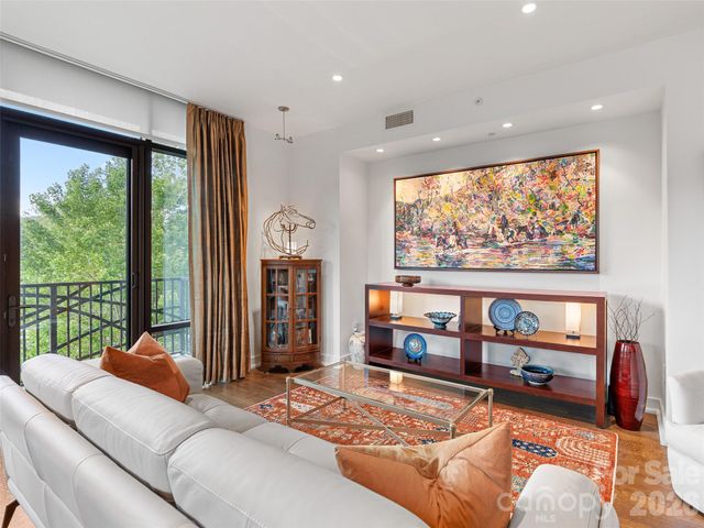 60 N Market Street 217, Asheville, NC 28801