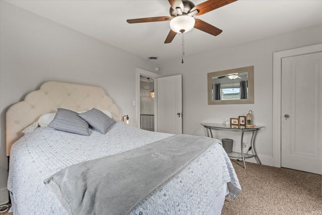 1102 E Wayne Street, South Bend, IN 46615