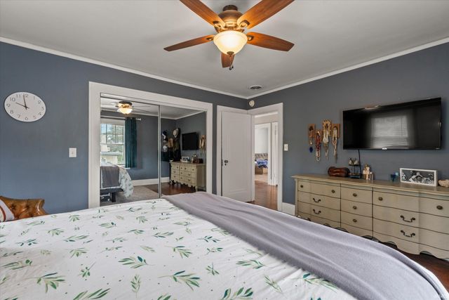 1102 E Wayne Street, South Bend, IN 46615