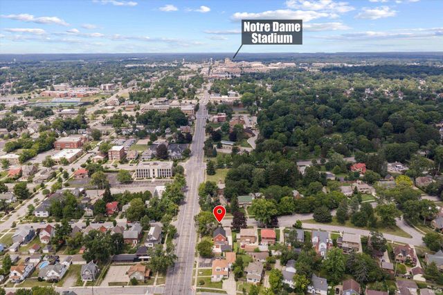 1102 E Wayne Street, South Bend, IN 46615