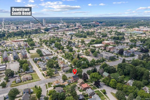 1102 E Wayne Street, South Bend, IN 46615