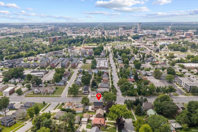 1102 E Wayne Street, South Bend, IN 46615