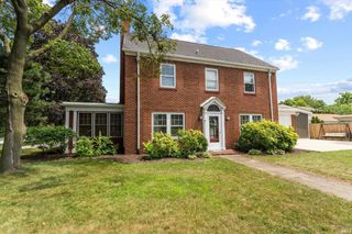 1102 E Wayne Street, South Bend, IN 46615