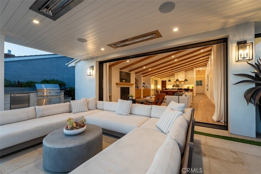 Image 10 of property listing at 33761 Windlass, Dana Point, CA 92629