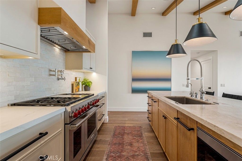 Image 15 of property listing at 33761 Windlass, Dana Point, CA 92629