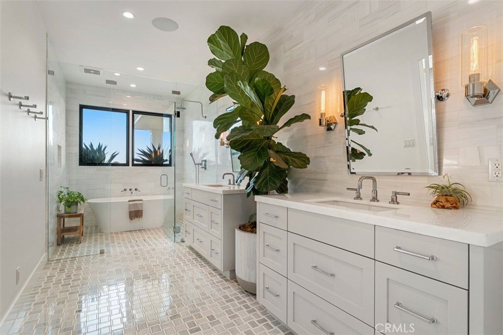 Image 20 of property listing at 33761 Windlass, Dana Point, CA 92629