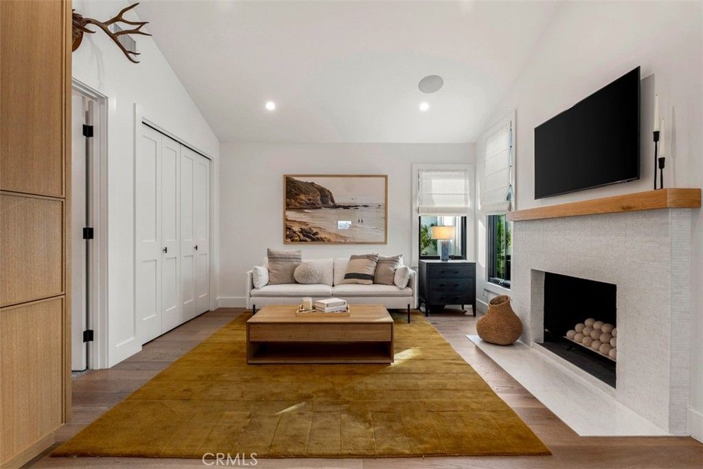 Image 24 of property listing at 33761 Windlass, Dana Point, CA 92629