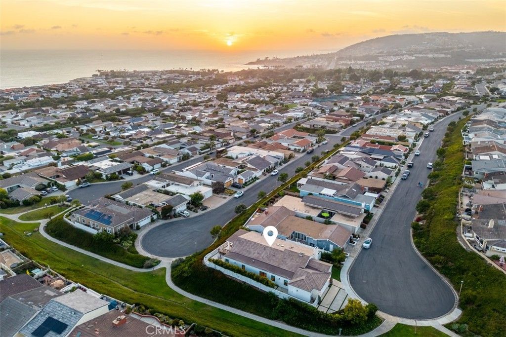 Image 34 of property listing at 33761 Windlass, Dana Point, CA 92629