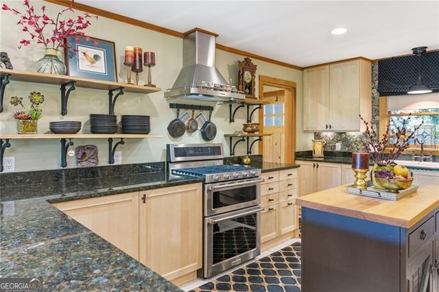 204 Doe Run, Sautee Nacoochee, GA 30571