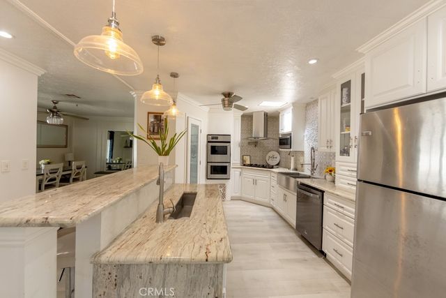 2601 E Victoria 501, Compton, CA 90220