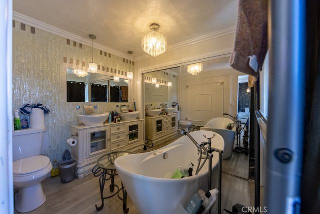 2601 E Victoria 501, Compton, CA 90220