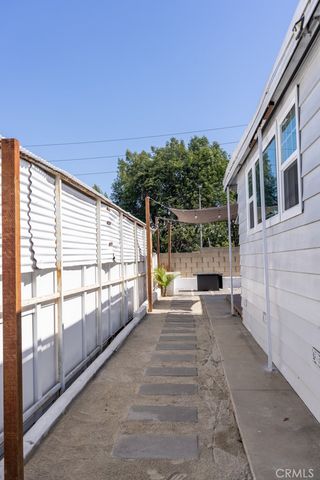 2601 E Victoria 501, Compton, CA 90220