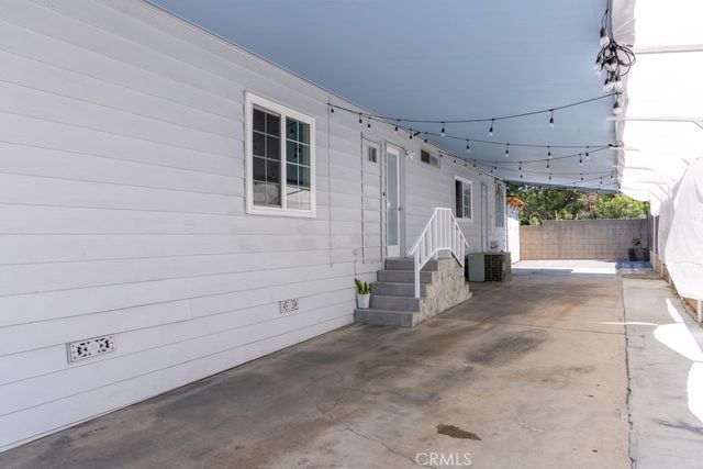 2601 E Victoria 501, Compton, CA 90220