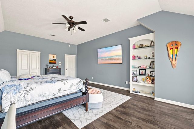 1914 Kingsmill Lane, Richmond, TX 77406