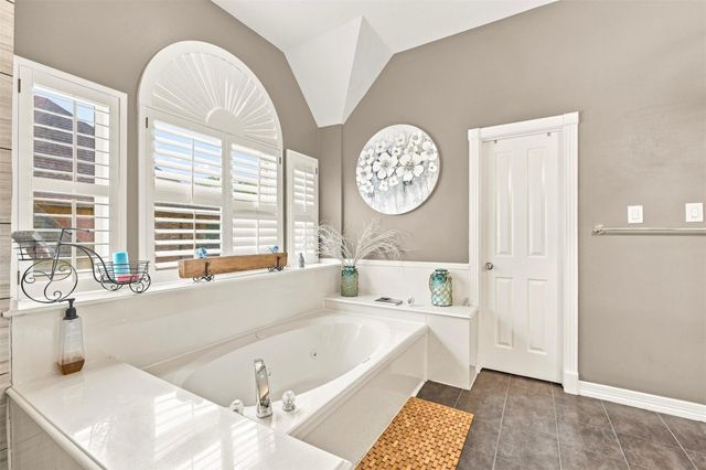1914 Kingsmill Lane, Richmond, TX 77406