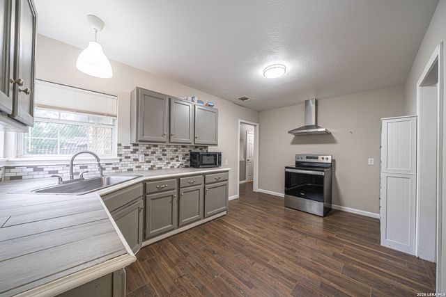 2313 Texas Ave, San Antonio, TX 78228