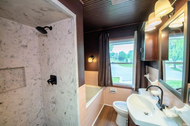 1108 Hedgewood Drive, Lafayette, IN 47904