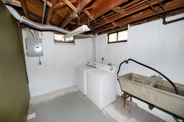 1108 Hedgewood Drive, Lafayette, IN 47904