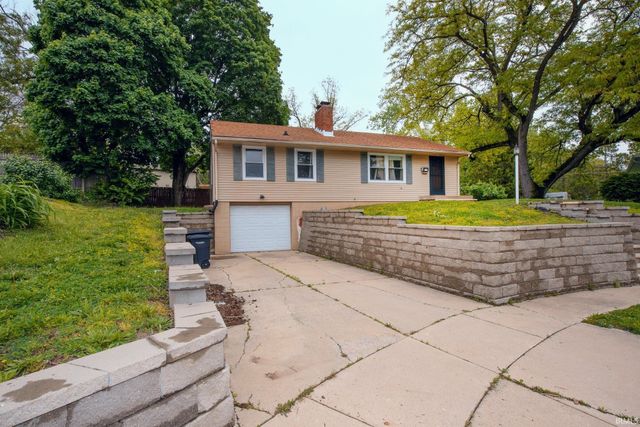 1108 Hedgewood Drive, Lafayette, IN 47904