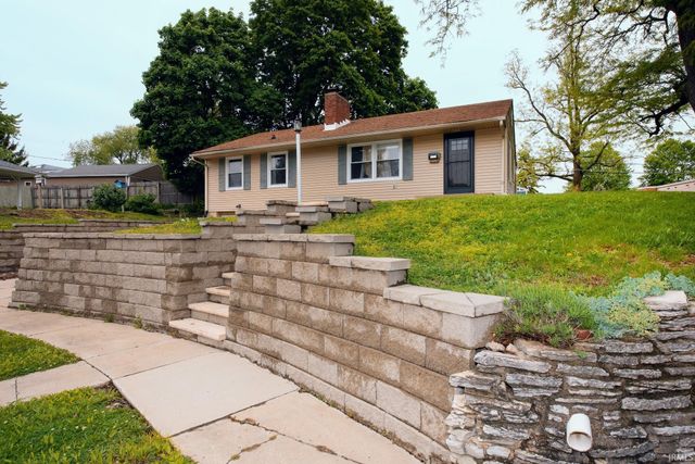 1108 Hedgewood Drive, Lafayette, IN 47904