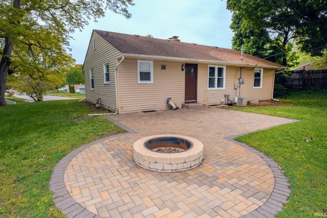 1108 Hedgewood Drive, Lafayette, IN 47904