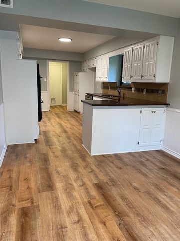 1942 S Lakeshore, Rockwall, TX 75087