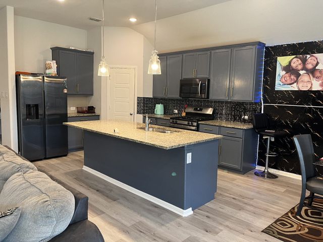 1311 Rosler Street, Mansfield, TX 76063