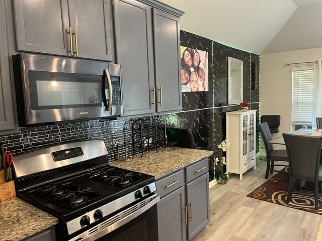 1311 Rosler Street, Mansfield, TX 76063