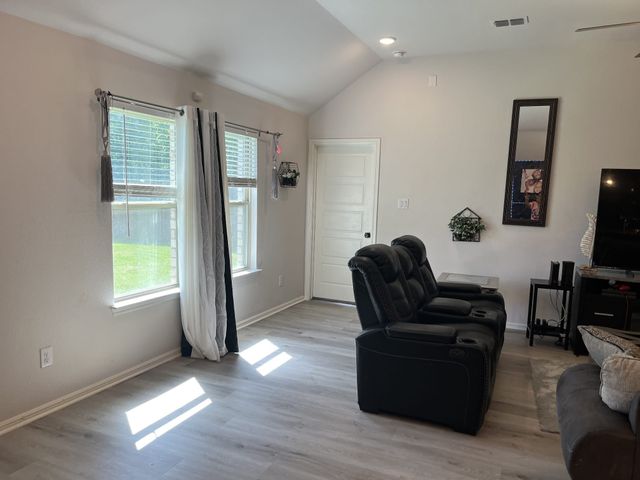 1311 Rosler Street, Mansfield, TX 76063