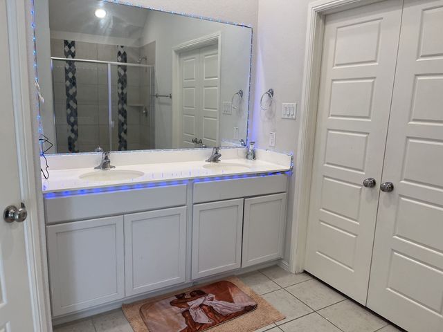 1311 Rosler Street, Mansfield, TX 76063