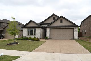 1311 Rosler Street, Mansfield, TX 76063