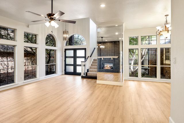 2912 Bluffview Drive, Garland, TX 75043