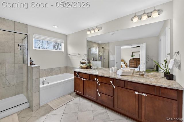 48207 Isabella Way, Novi, MI 48374